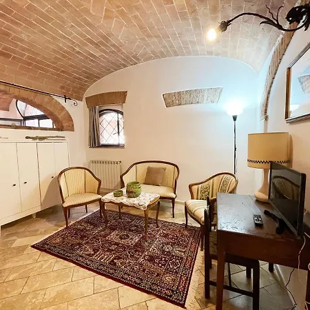 Fonte 6: Centro Vicino Piazza Del Campo Διαμέρισμα