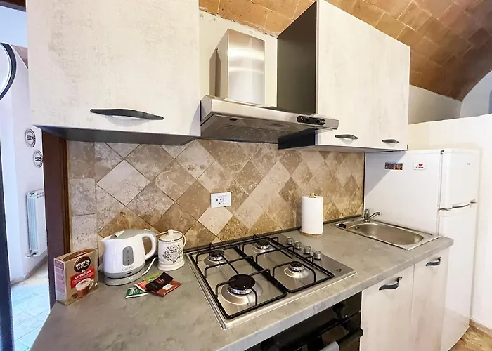 Fonte 6: Centro Vicino Piazza Del Campo Σιένα