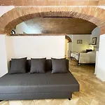 Fonte 6: Centro Vicino Piazza Del Campo Apartment *