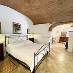 Fonte 6: Centro Vicino Piazza Del Campo Apartment Siena